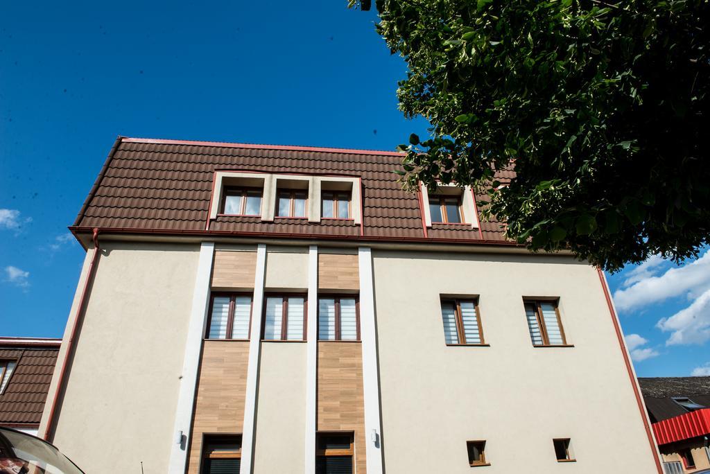 Luxe Stay Târgu-Mureş Buitenkant foto